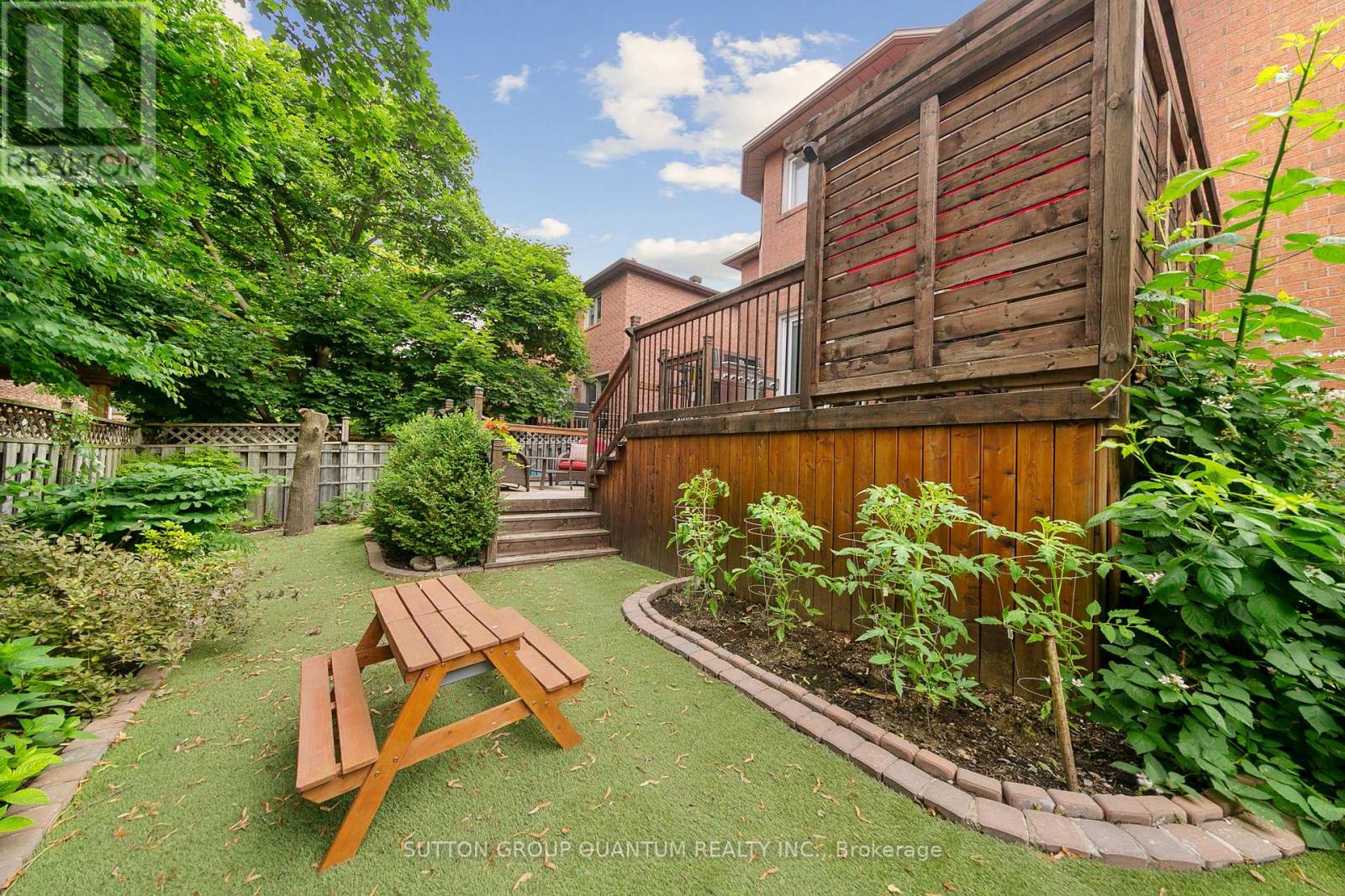 Photo 32 of 3523 Pintail Circle, Mississauga ON