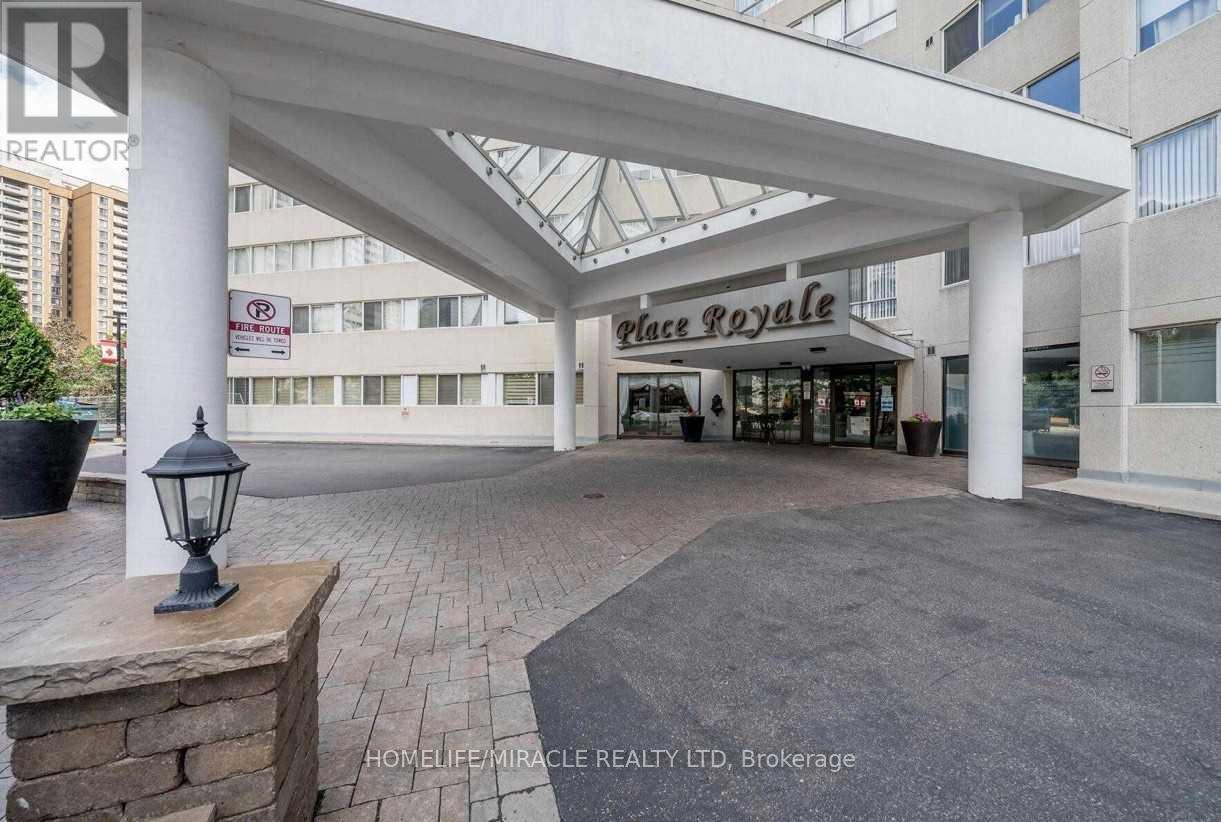 Photo 11 of 1508 3695 Kaneff Crescent, Mississauga ON