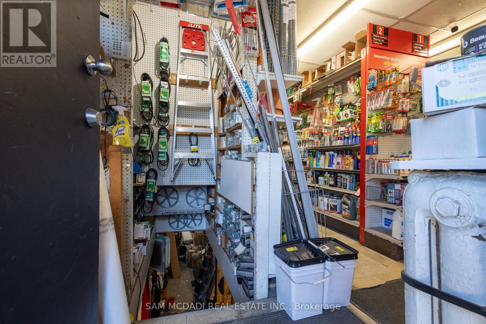 Photo 18 of 1212 Dufferin Street, Toronto ON