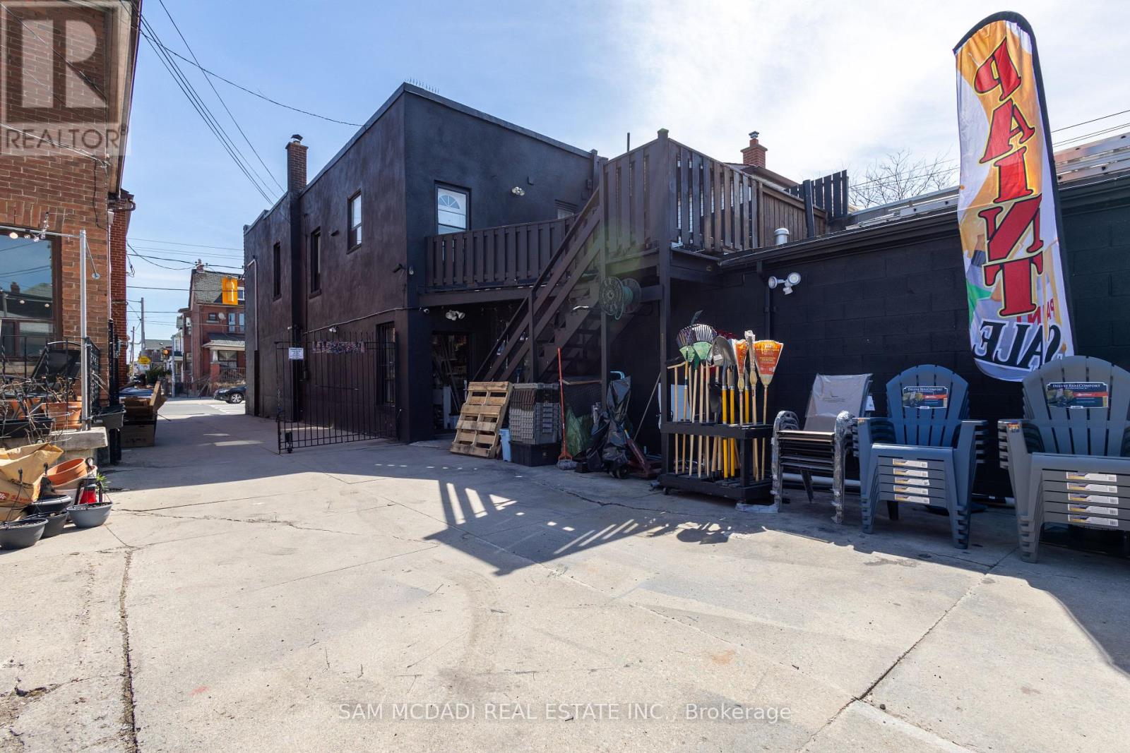 Photo 6 of 1212 Dufferin Street, Toronto ON
