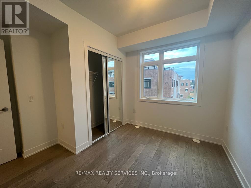 Photo 10 of 255 1095 Douglas Mccurdy Comm Drive, Mississauga ON