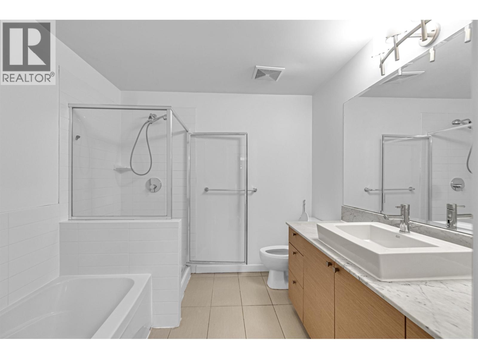 Photo 31 of 1602 400 Capilano Road, Port Moody BC
