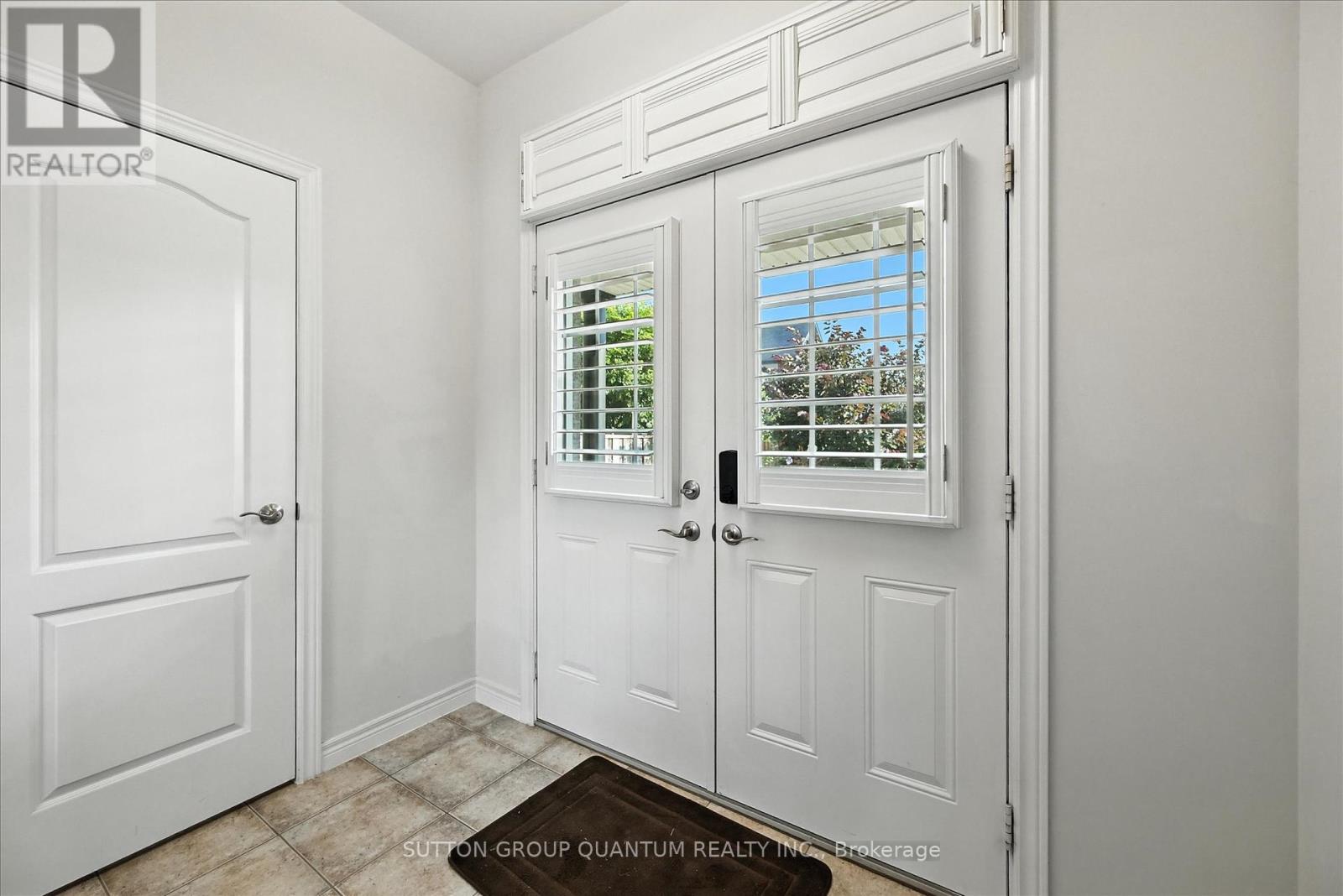 Photo 2 of 167 Alessio Drive, Hamilton ON