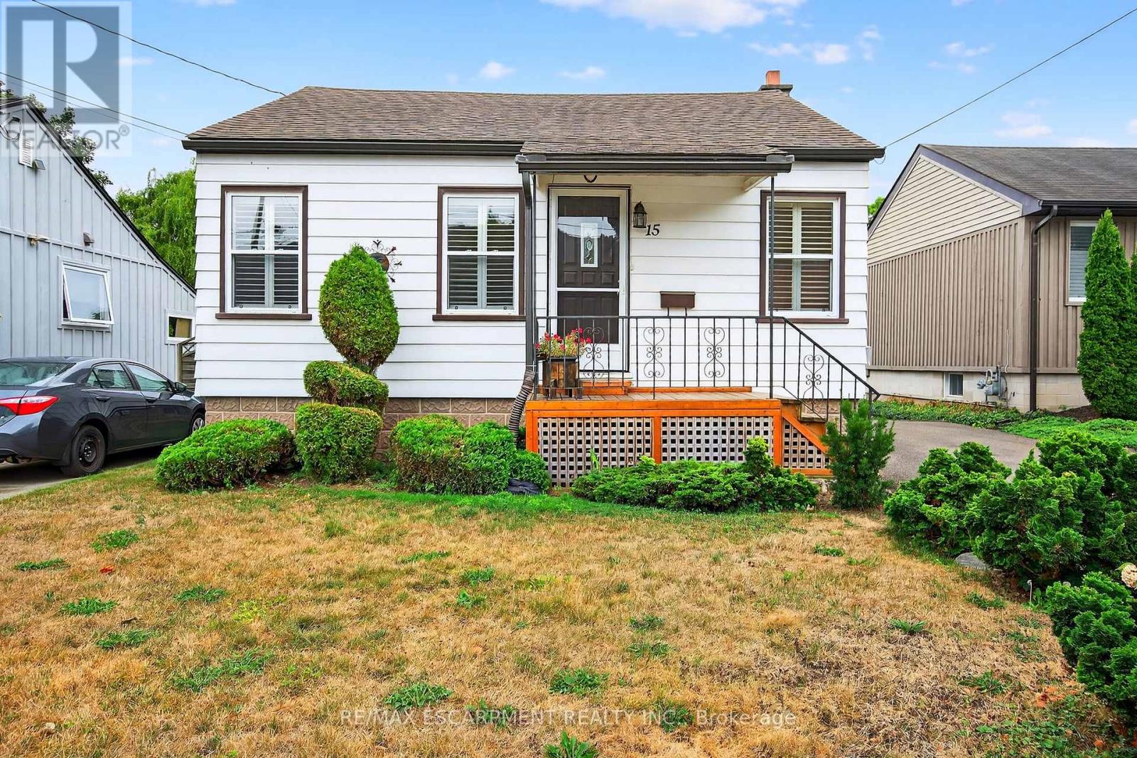 Photo 23 of 15 Donald Avenue, Hamilton ON
