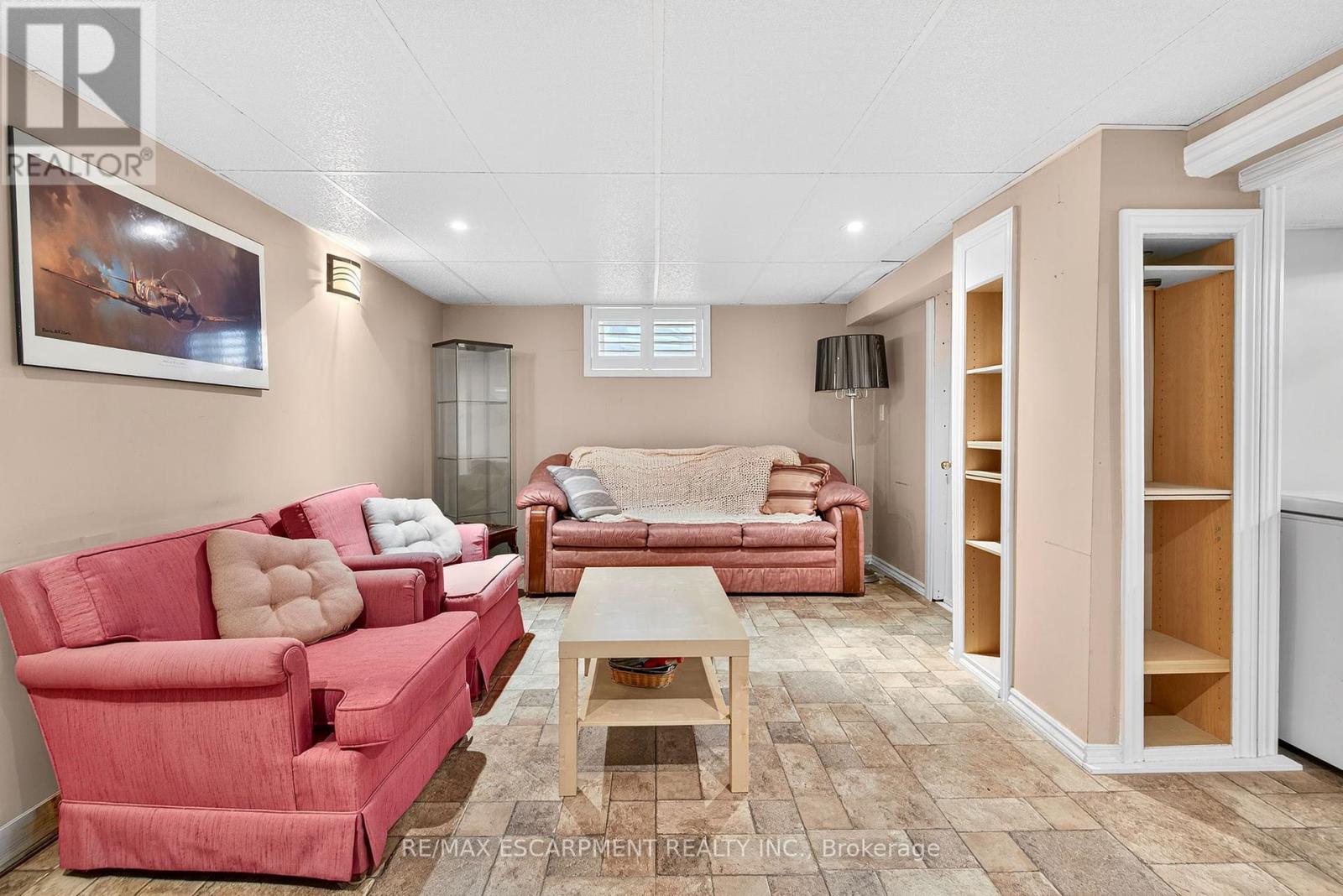 Photo 5 of 15 Donald Avenue, Hamilton ON