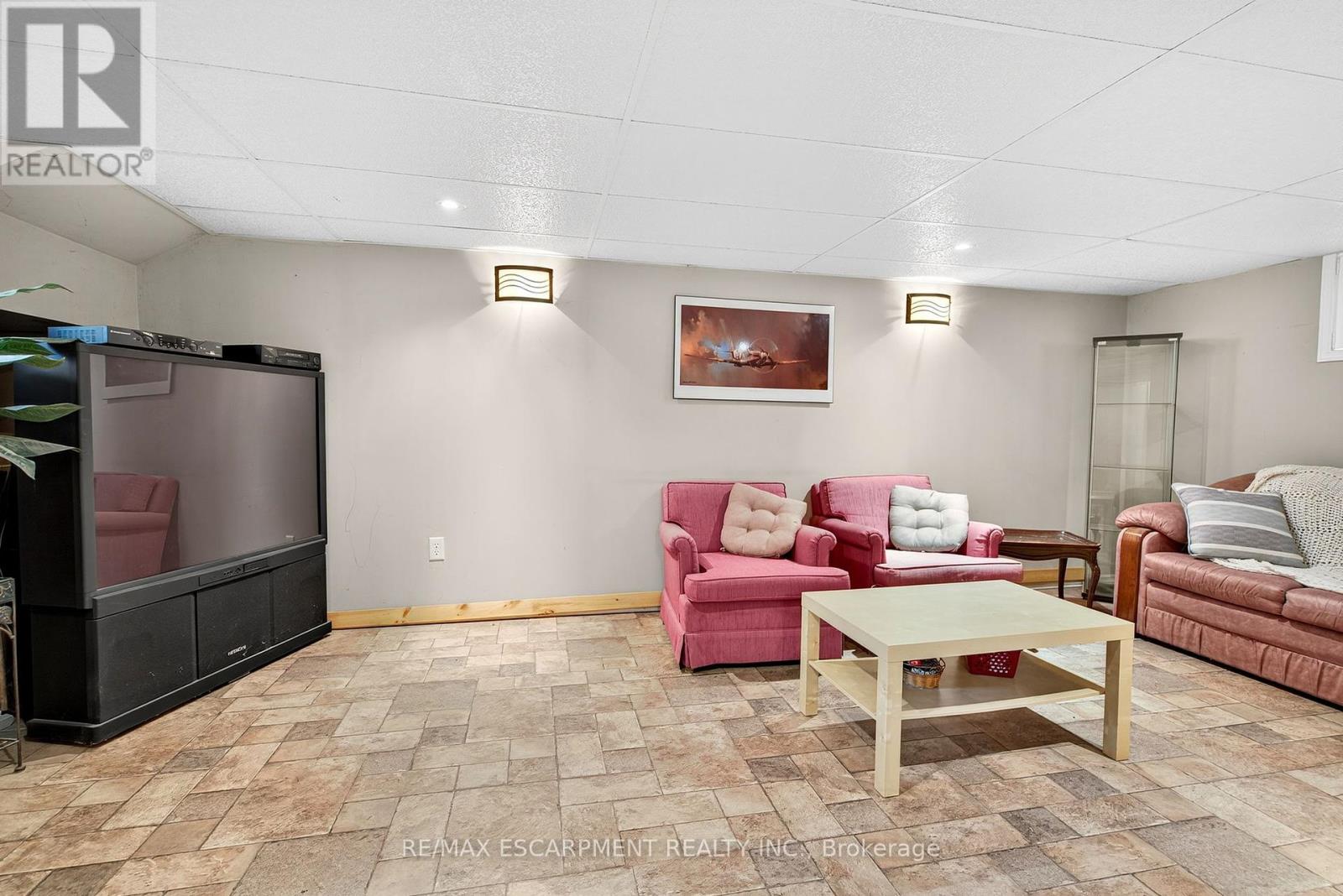 Photo 27 of 15 Donald Avenue, Hamilton ON