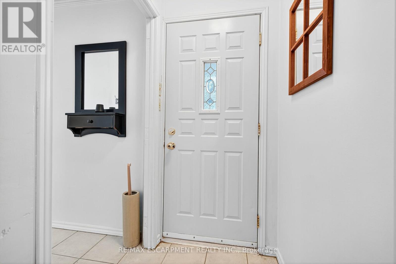 Photo 24 of 15 Donald Avenue, Hamilton ON