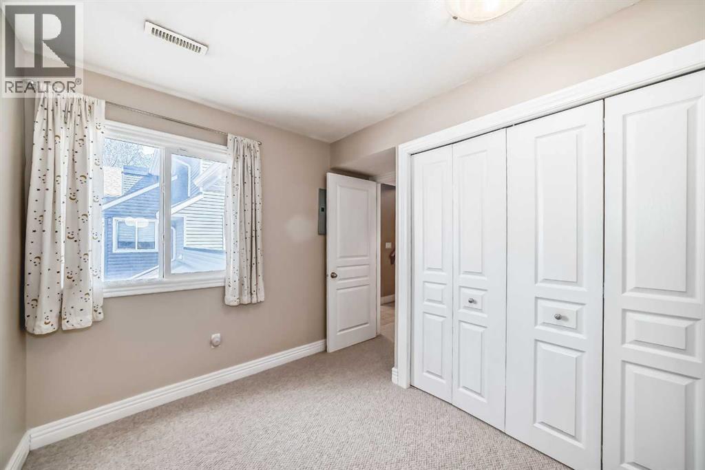Single Family House for Sale in   Glamis Green SW Glamorgan Calgary 