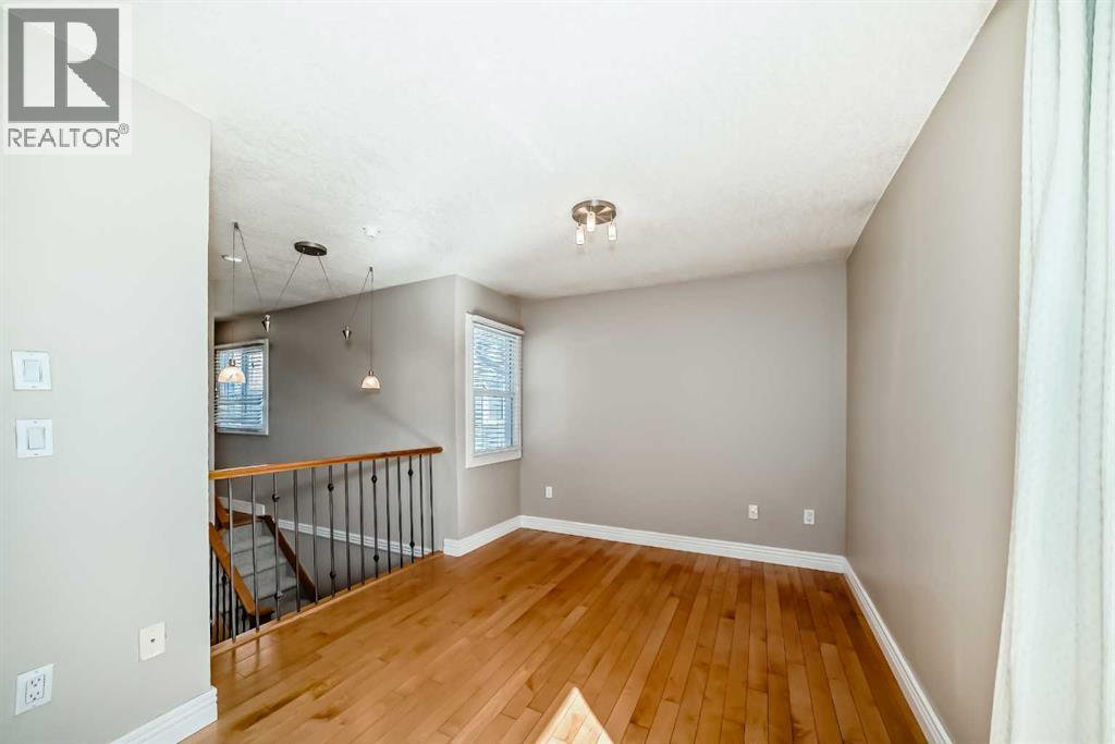 Single Family House for Sale in   Glamis Green SW Glamorgan Calgary 
