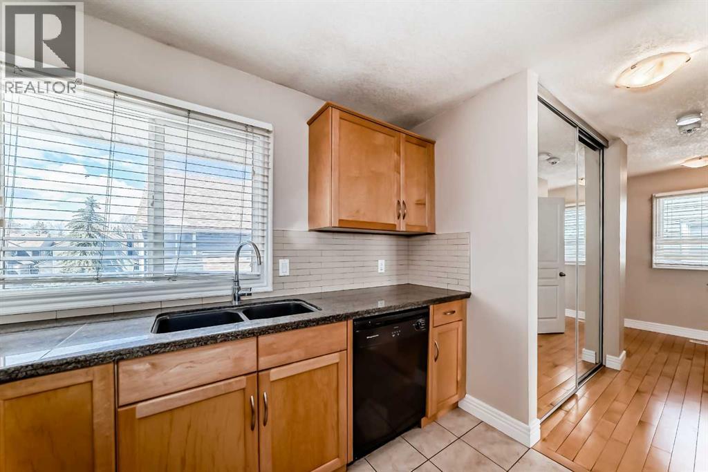 Single Family House for Sale in   Glamis Green SW Glamorgan Calgary 