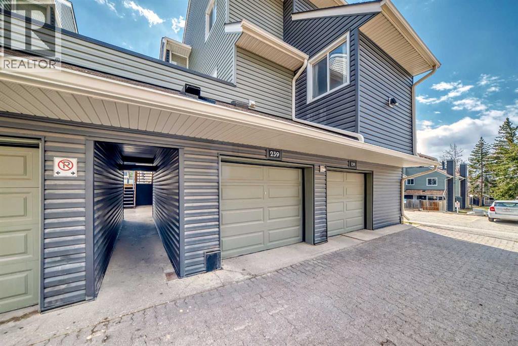 Single Family House for Sale in   Glamis Green SW Glamorgan Calgary 