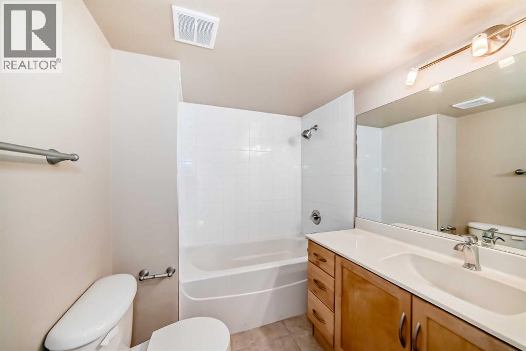 Single Family House for Sale in   Glamis Green SW Glamorgan Calgary 