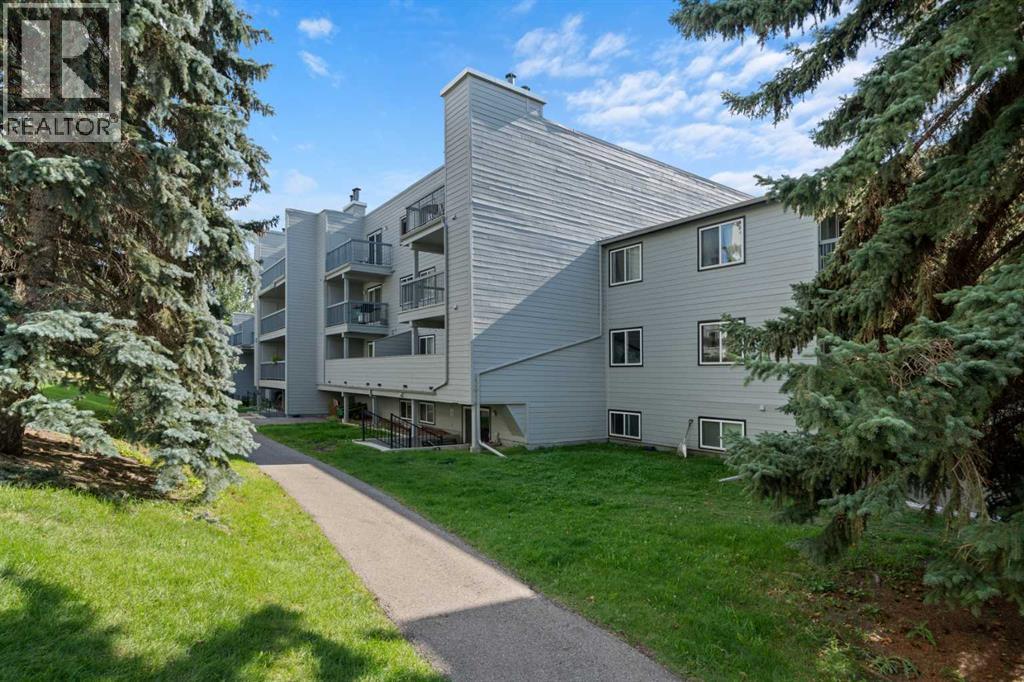 Single Family House for Sale in   Glamis Drive SW Glamorgan Calgary 