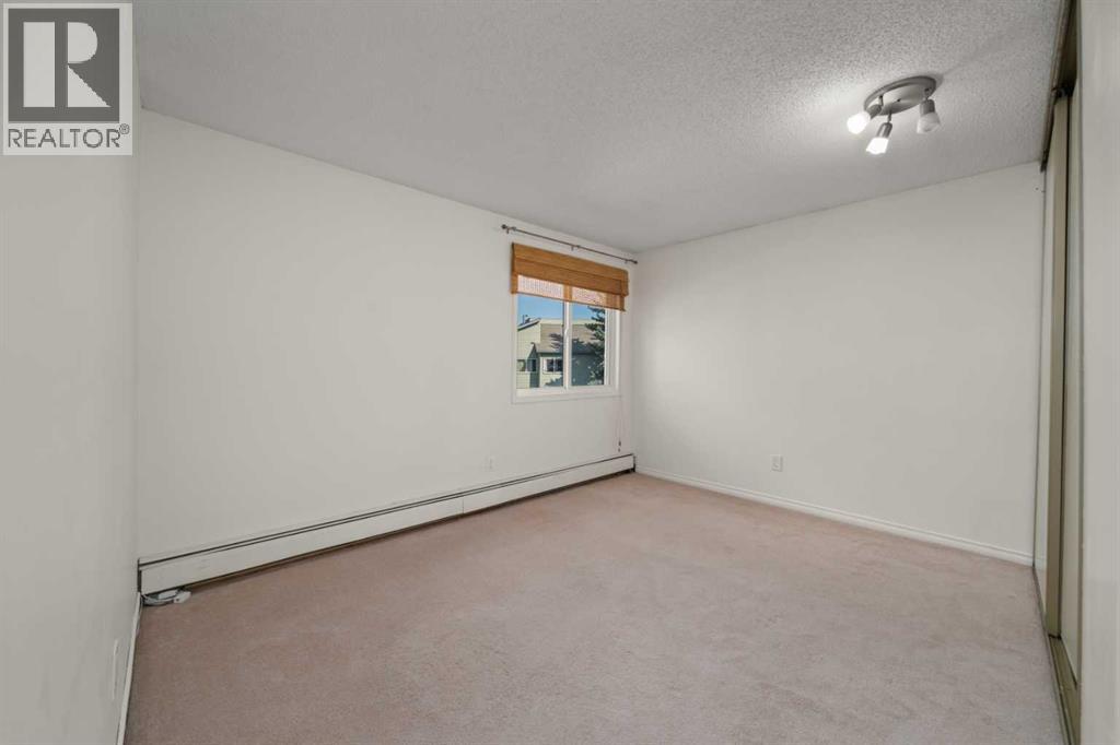 Single Family House for Sale in   Glamis Drive SW Glamorgan Calgary 