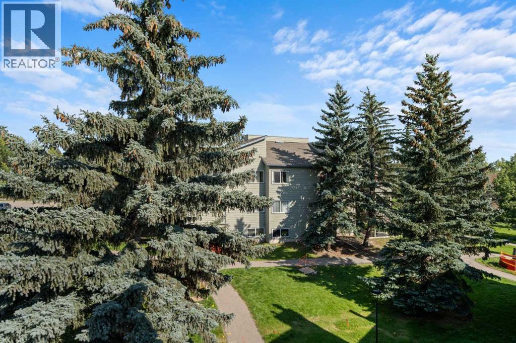 Single Family House for Sale in   Glamis Drive SW Glamorgan Calgary 
