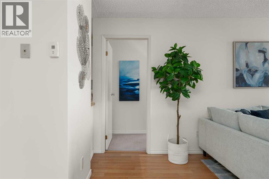 Single Family House for Sale in   Glamis Drive SW Glamorgan Calgary 