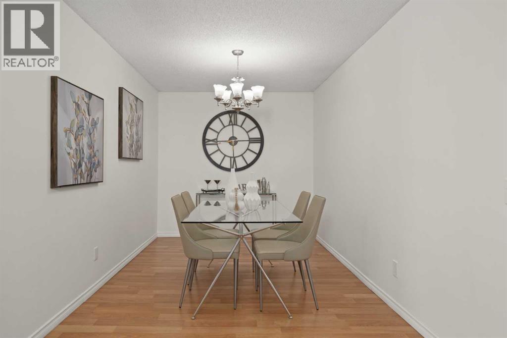 Single Family House for Sale in   Glamis Drive SW Glamorgan Calgary 