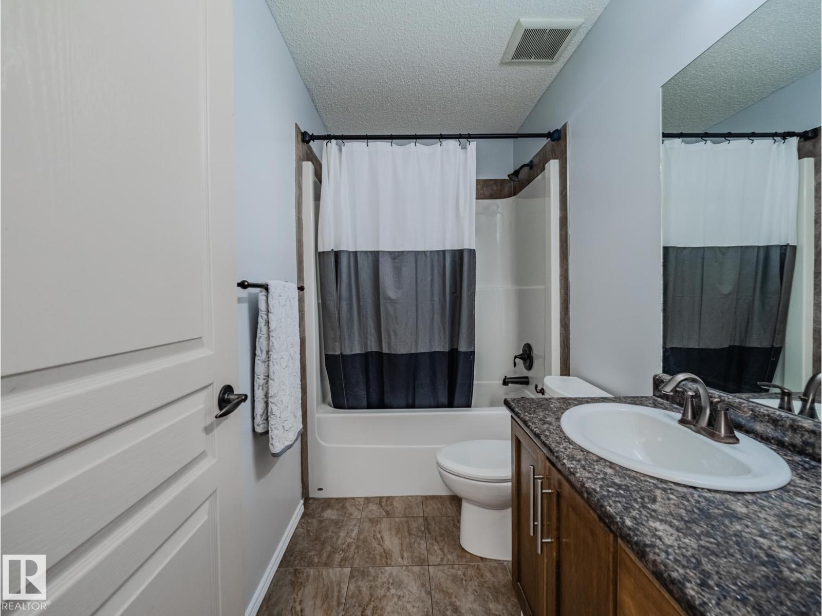 Photo 51 of 78 Rue Moreau, Beaumont AB