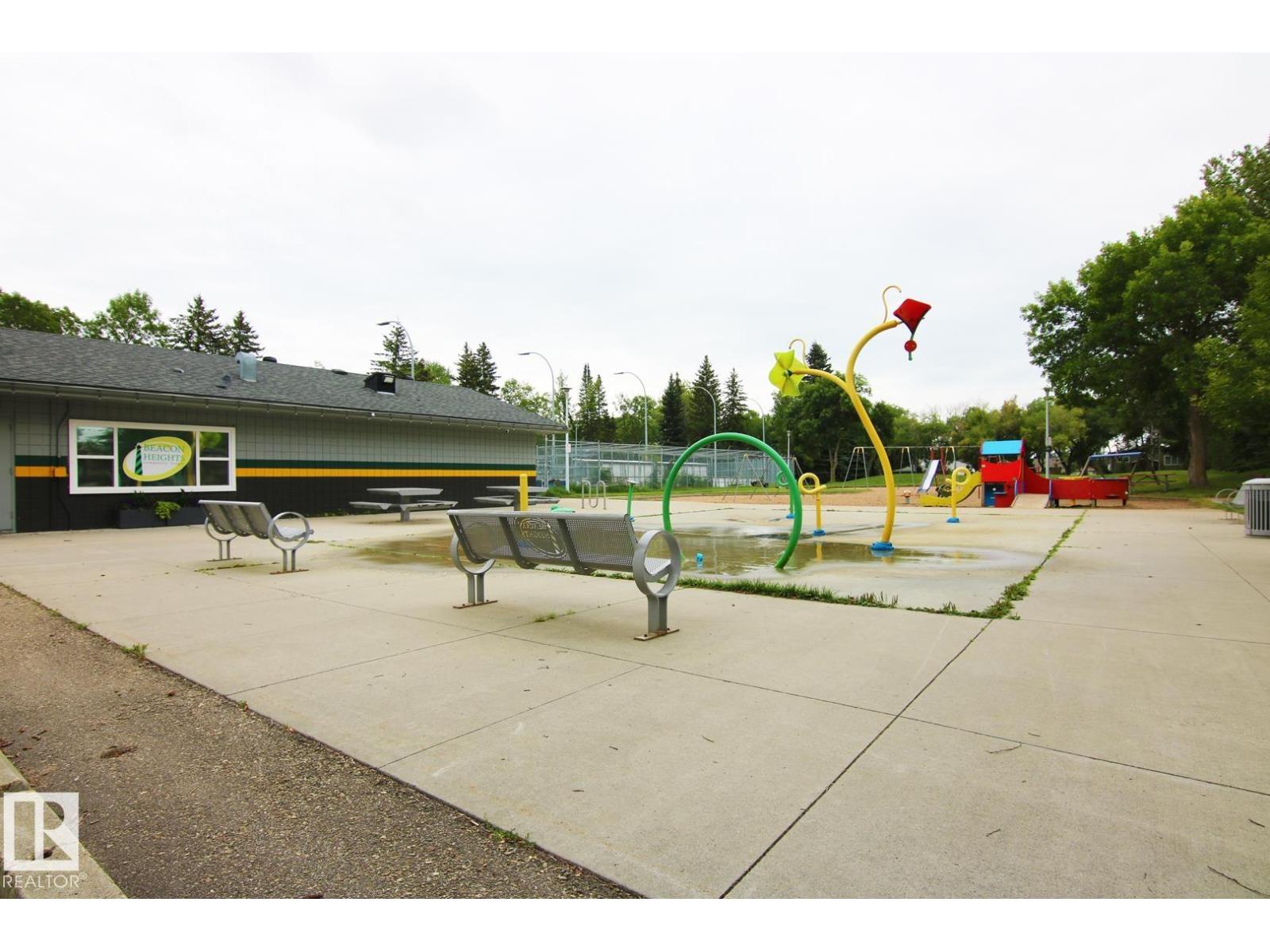 Photo 27 of 4304 121 Av Nw, Edmonton AB
