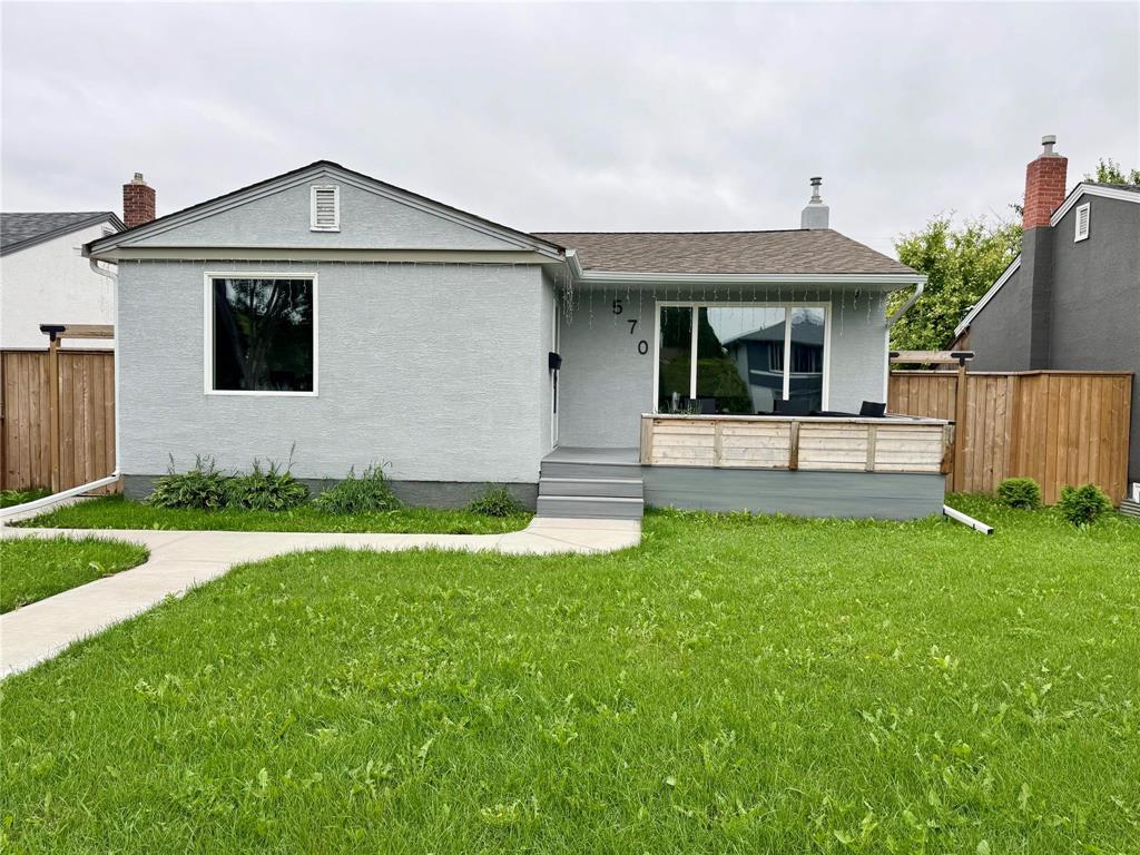 Photo 9 of 570 St Anthony Avenue, Winnipeg MB