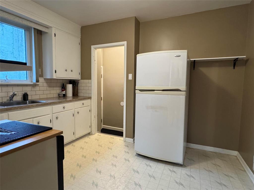 Photo 14 of 570 St Anthony Avenue, Winnipeg MB