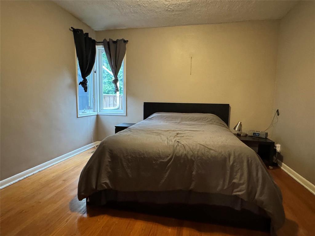Photo 10 of 570 St Anthony Avenue, Winnipeg MB