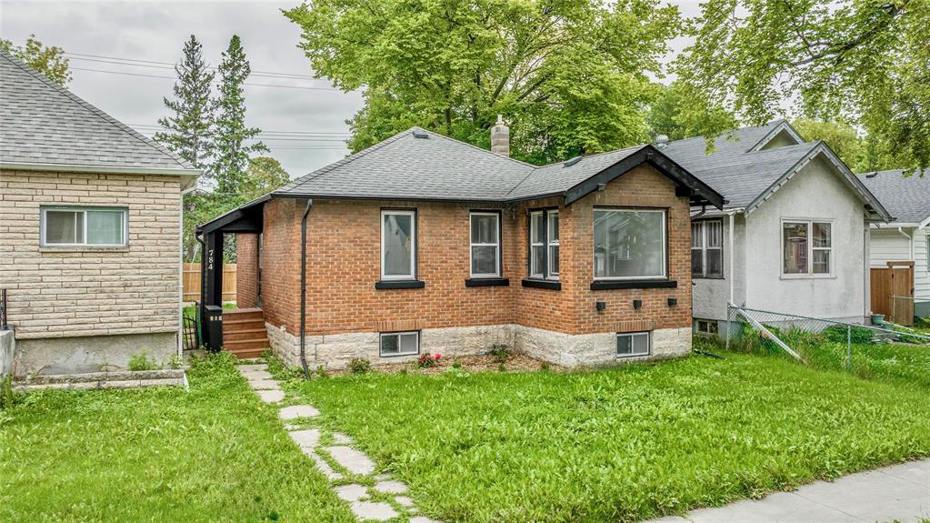 Photo 20 of 784 Alverstone Street, Winnipeg MB