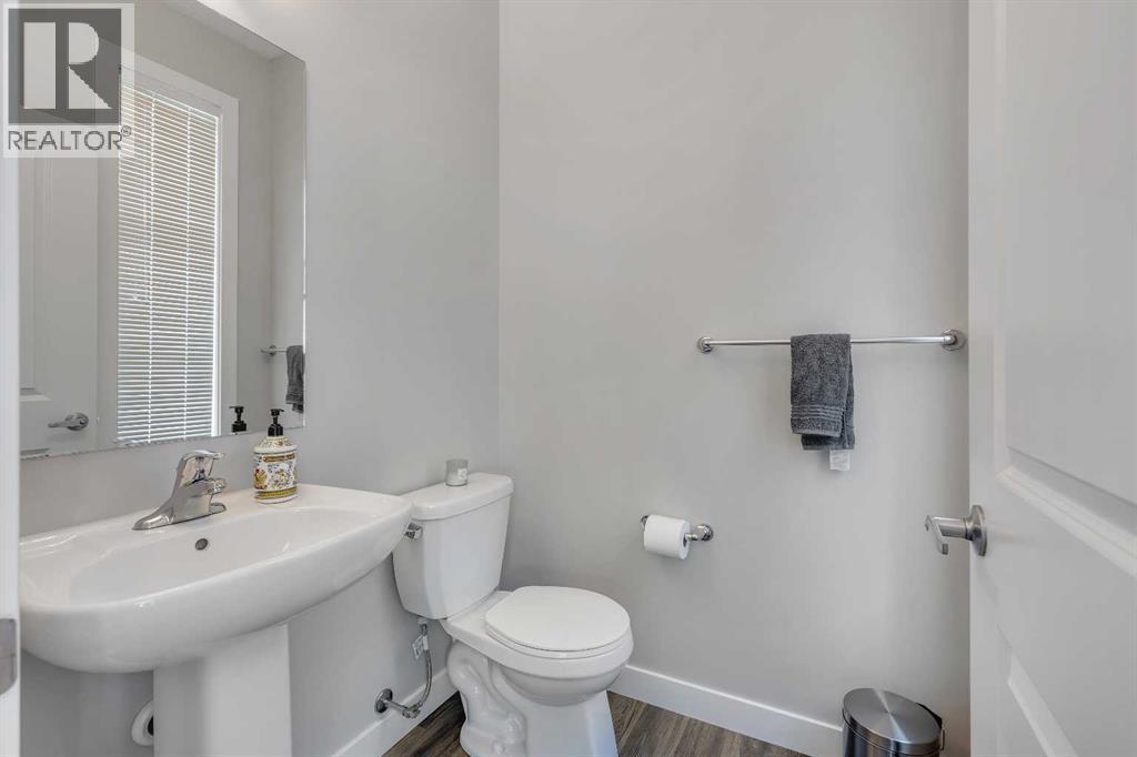 Photo 13 of 154 Seton Passage Se, Calgary AB