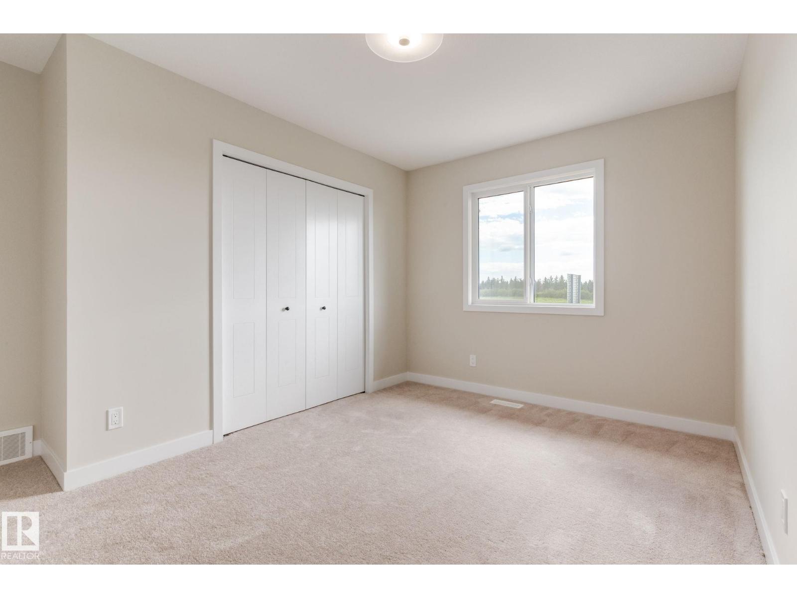 Photo 1 of 31 Chartres Cl, St Albert AB
