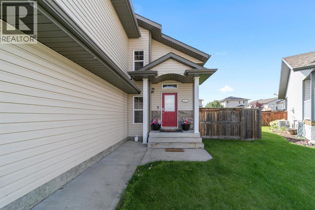 Photo 11 of 5414 59 Street, Camrose AB