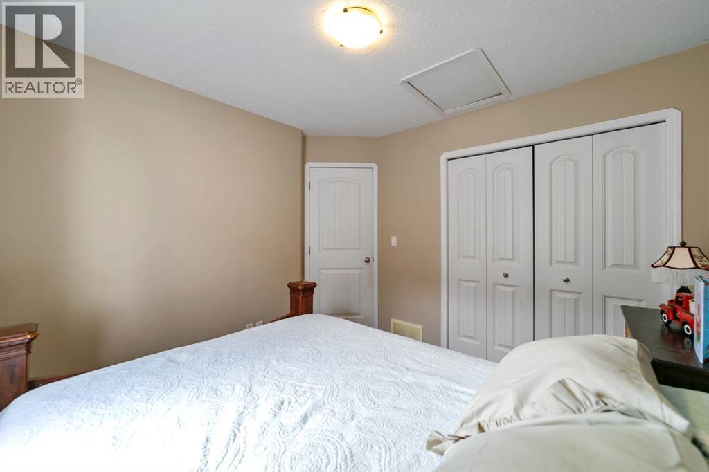Photo 26 of 5414 59 Street, Camrose AB