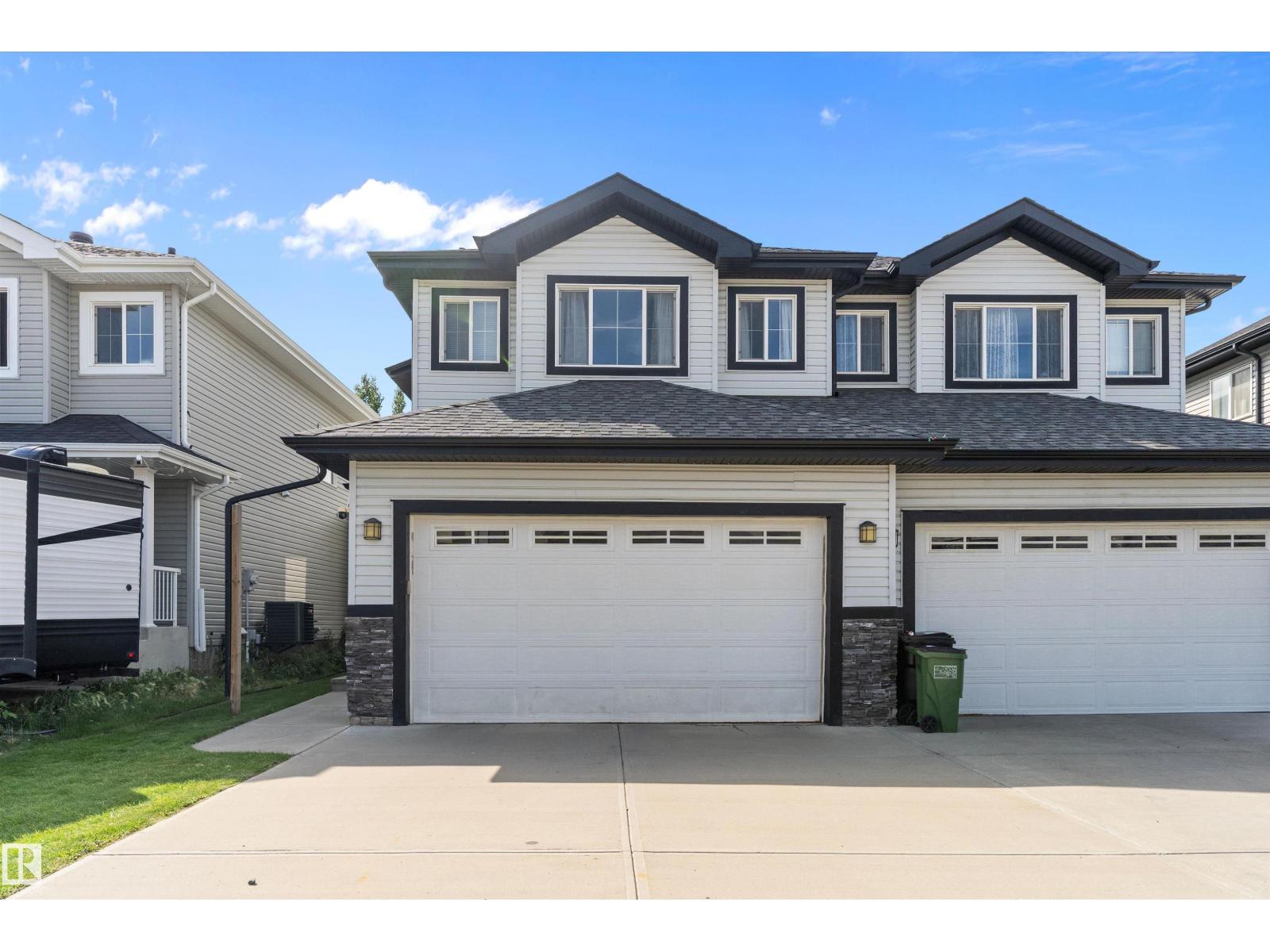 Photo 6 of 15132 31 St Nw, Edmonton AB
