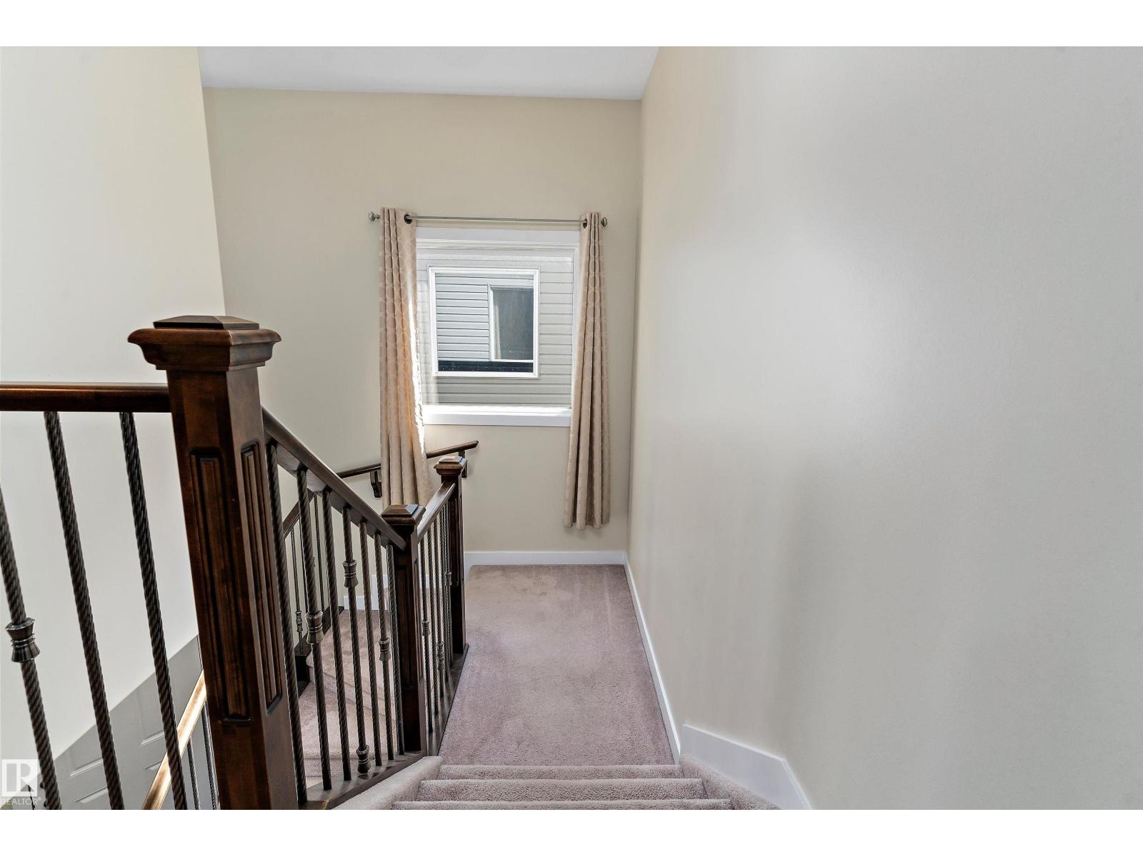 Photo 16 of 15132 31 St Nw, Edmonton AB