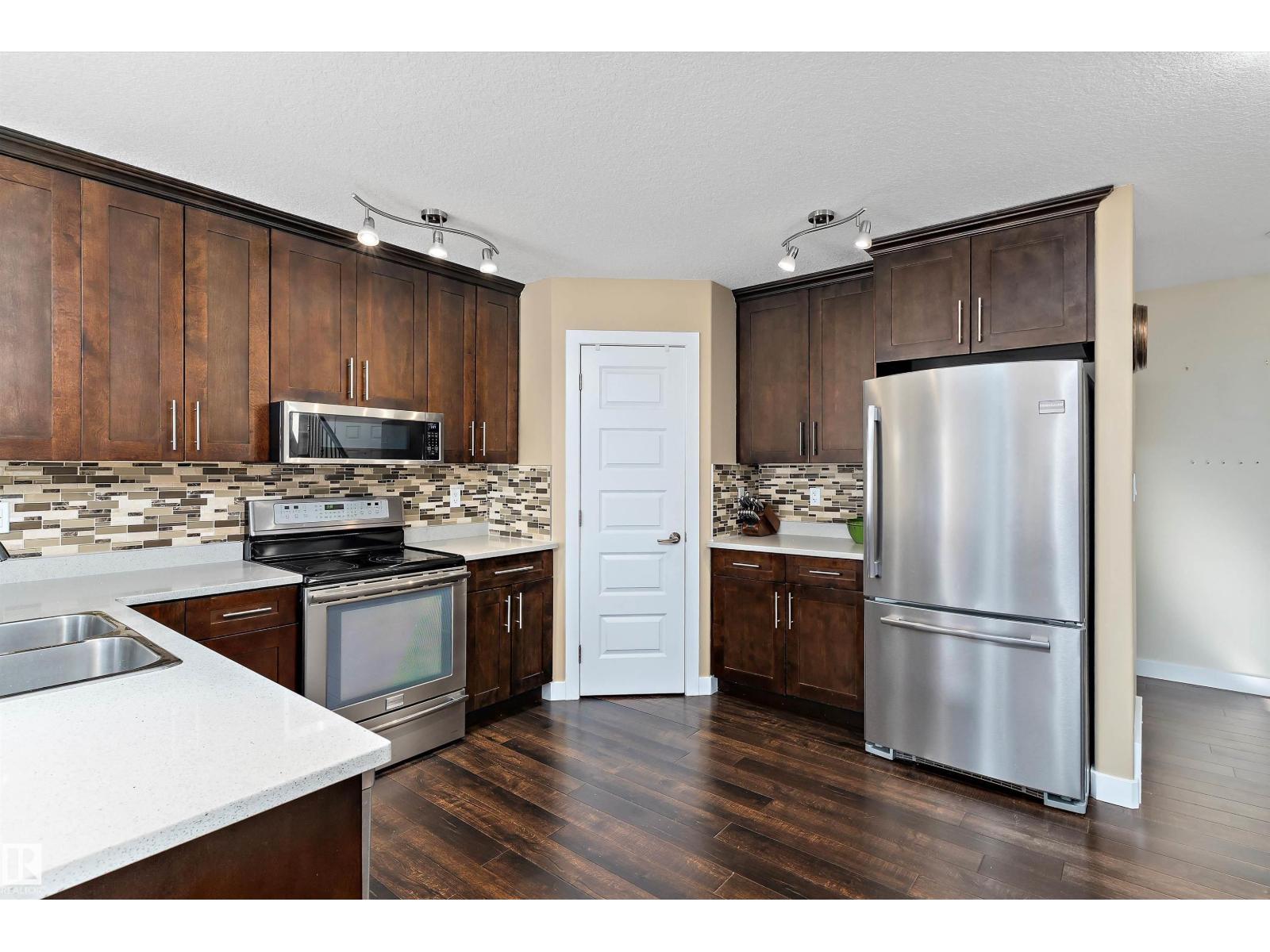 Photo 42 of 15132 31 St Nw, Edmonton AB