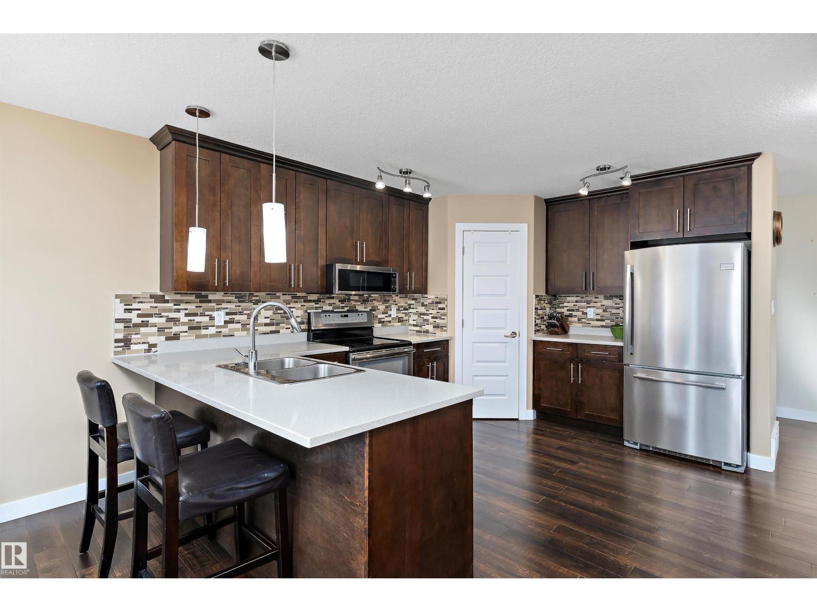Photo 19 of 15132 31 St Nw, Edmonton AB
