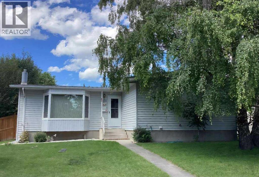 Single Family House Bungalow for Sale in  Bulyea Road NW Brentwood Calgary 