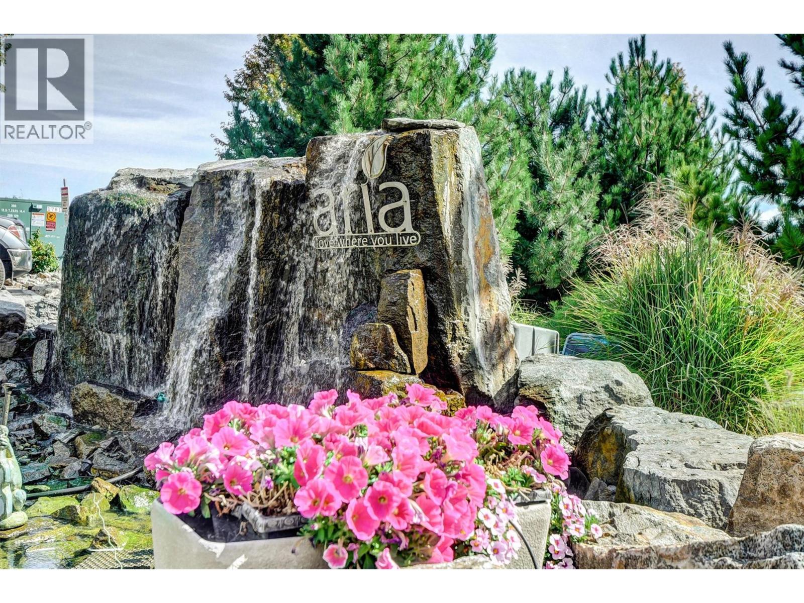 102 3533 Carrington Road, West Kelowna