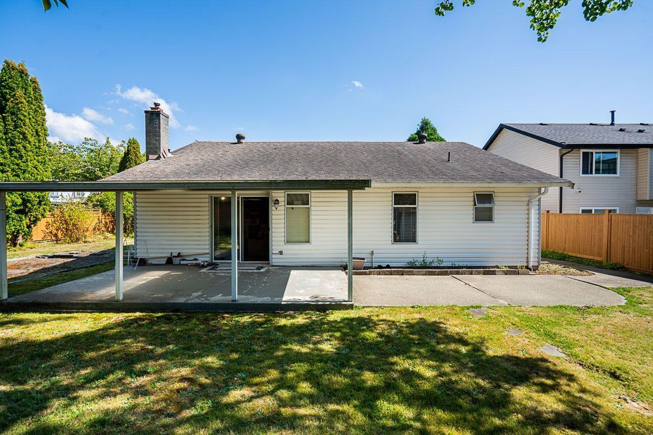 Photo 31 of 6697 141 A Street, Surrey BC