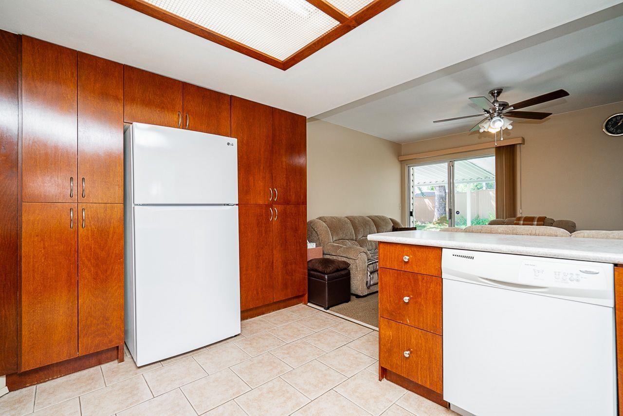 Photo 12 of 6697 141 A Street, Surrey BC
