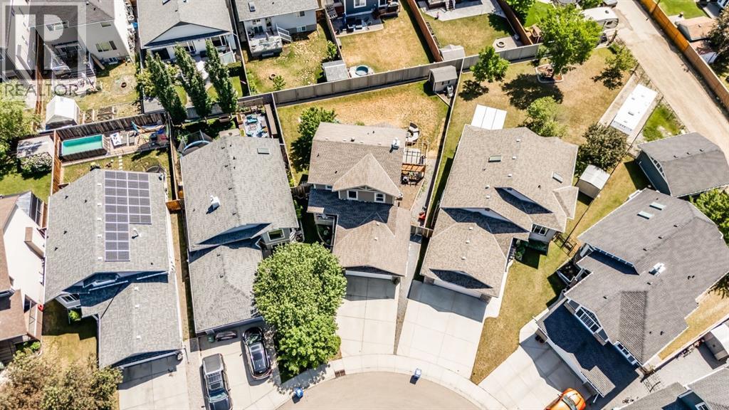 Photo 2 of 149 Thornfield Close Se, Airdrie AB