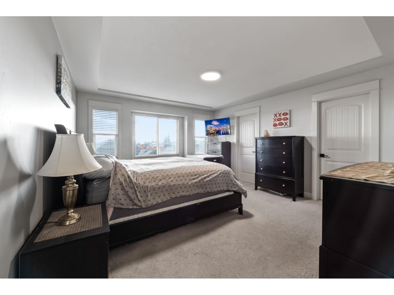 Photo 6 of 6813 197 Street, Langley BC