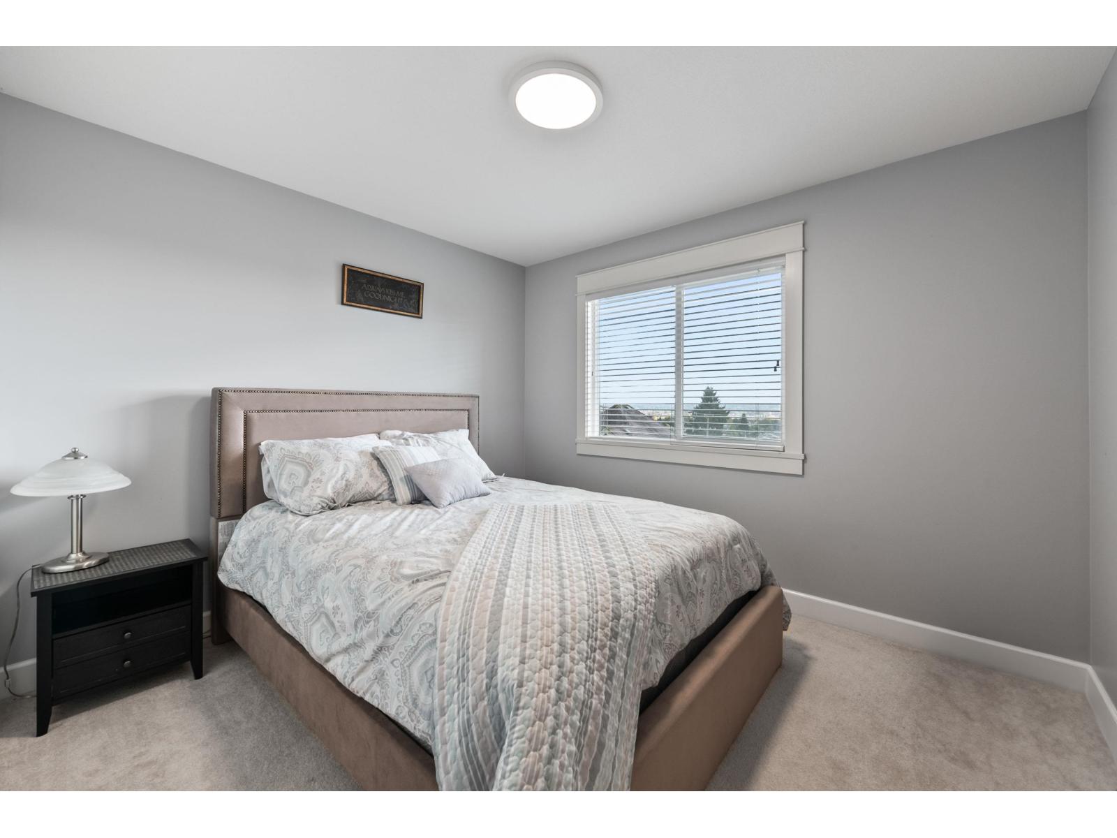 Photo 2 of 6813 197 Street, Langley BC