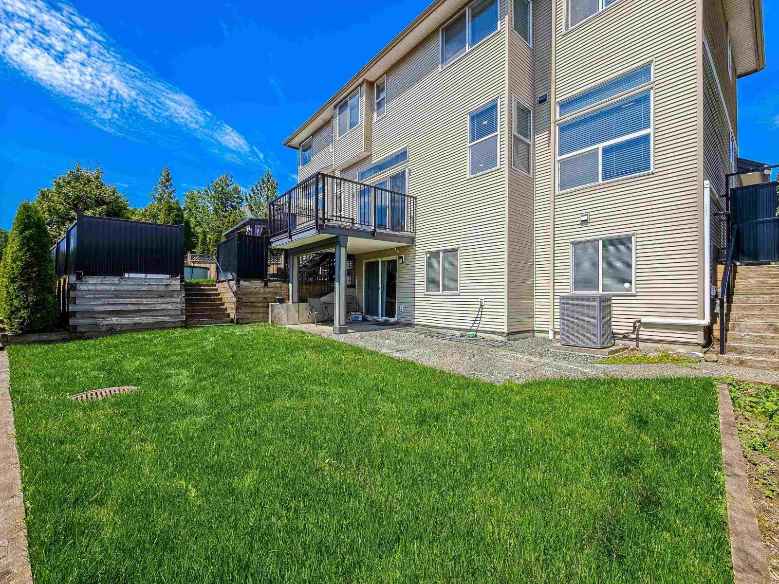 Photo 22 of 6813 197 Street, Langley BC