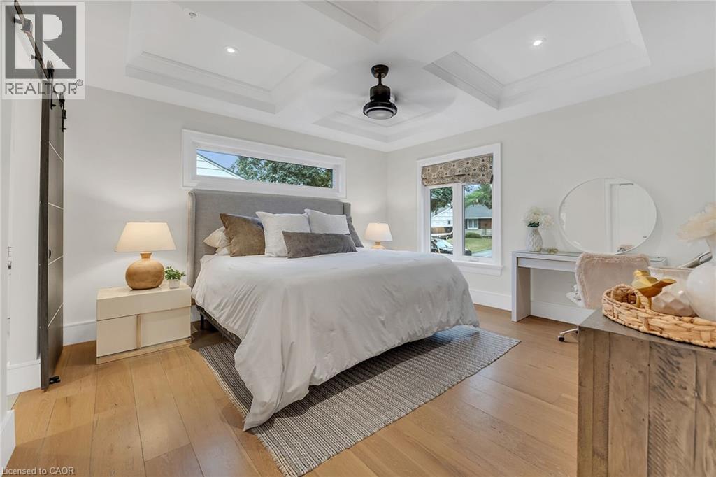 Photo 17 of 515 Bridgman Avenue, Burlington ON