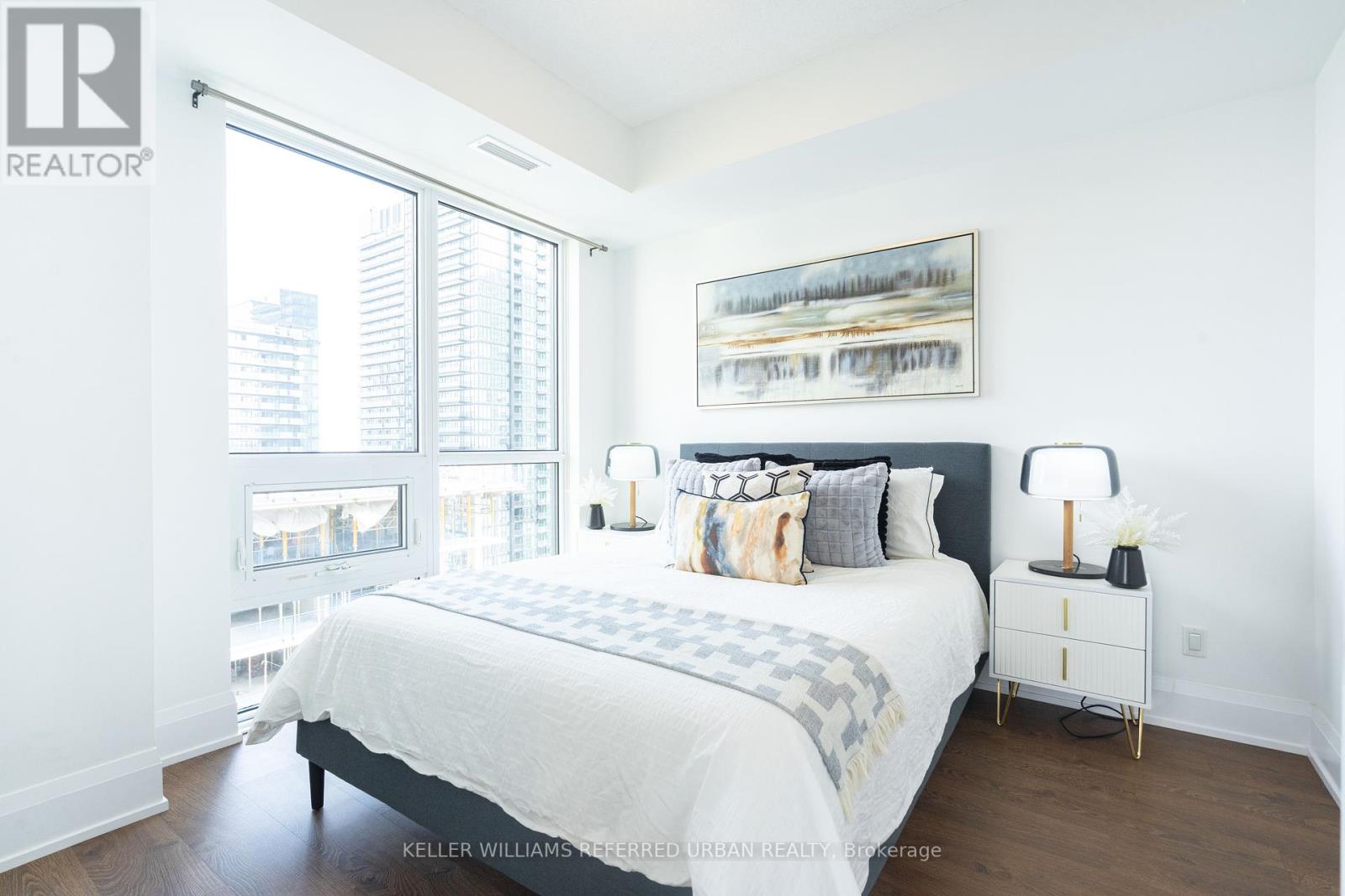 Photo 24 of 1802 101 Erskine Avenue, Toronto ON