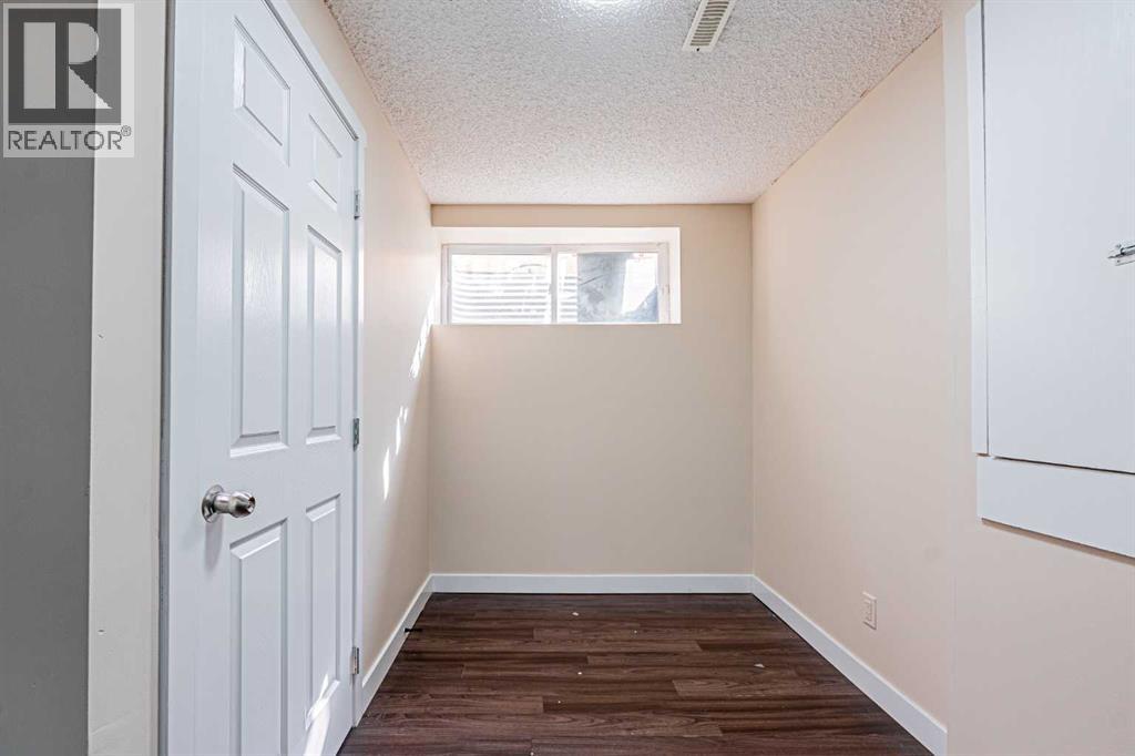 Single Family House for Sale in  Skyview point Crescent NE Skyview Ranch Calgary 