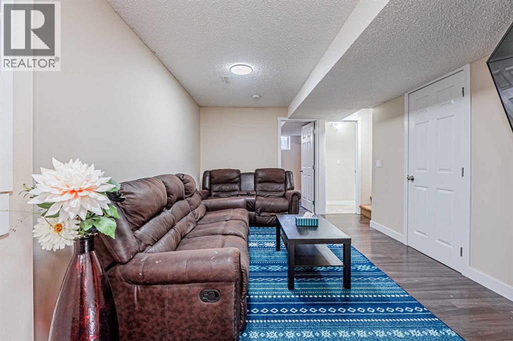 Single Family House for Sale in  Skyview point Crescent NE Skyview Ranch Calgary 