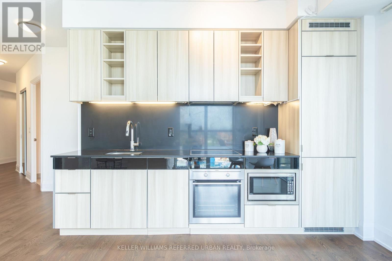 Photo 27 of 1802 101 Erskine Avenue, Toronto ON