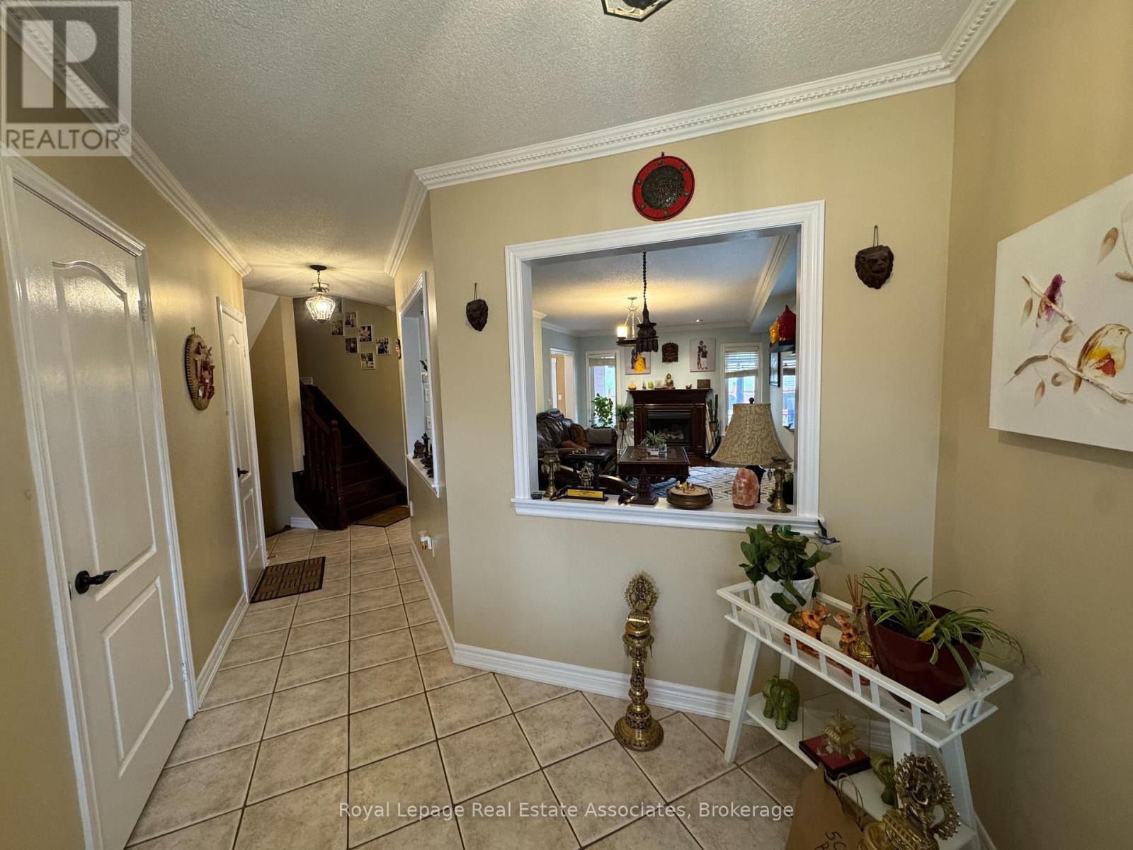 Photo 11 of Upper 659 Garden Walk, Mississauga ON