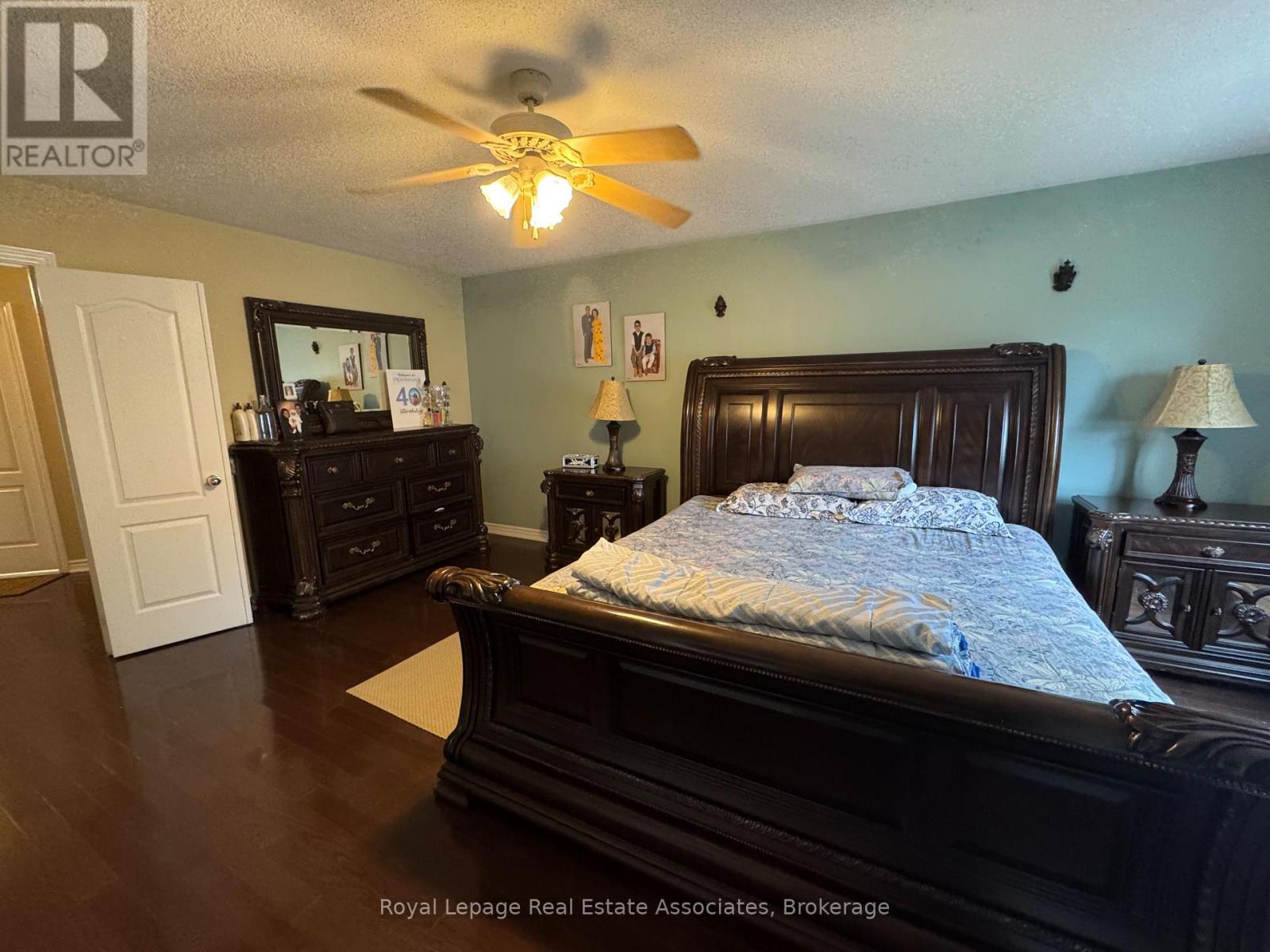 Photo 14 of Upper 659 Garden Walk, Mississauga ON